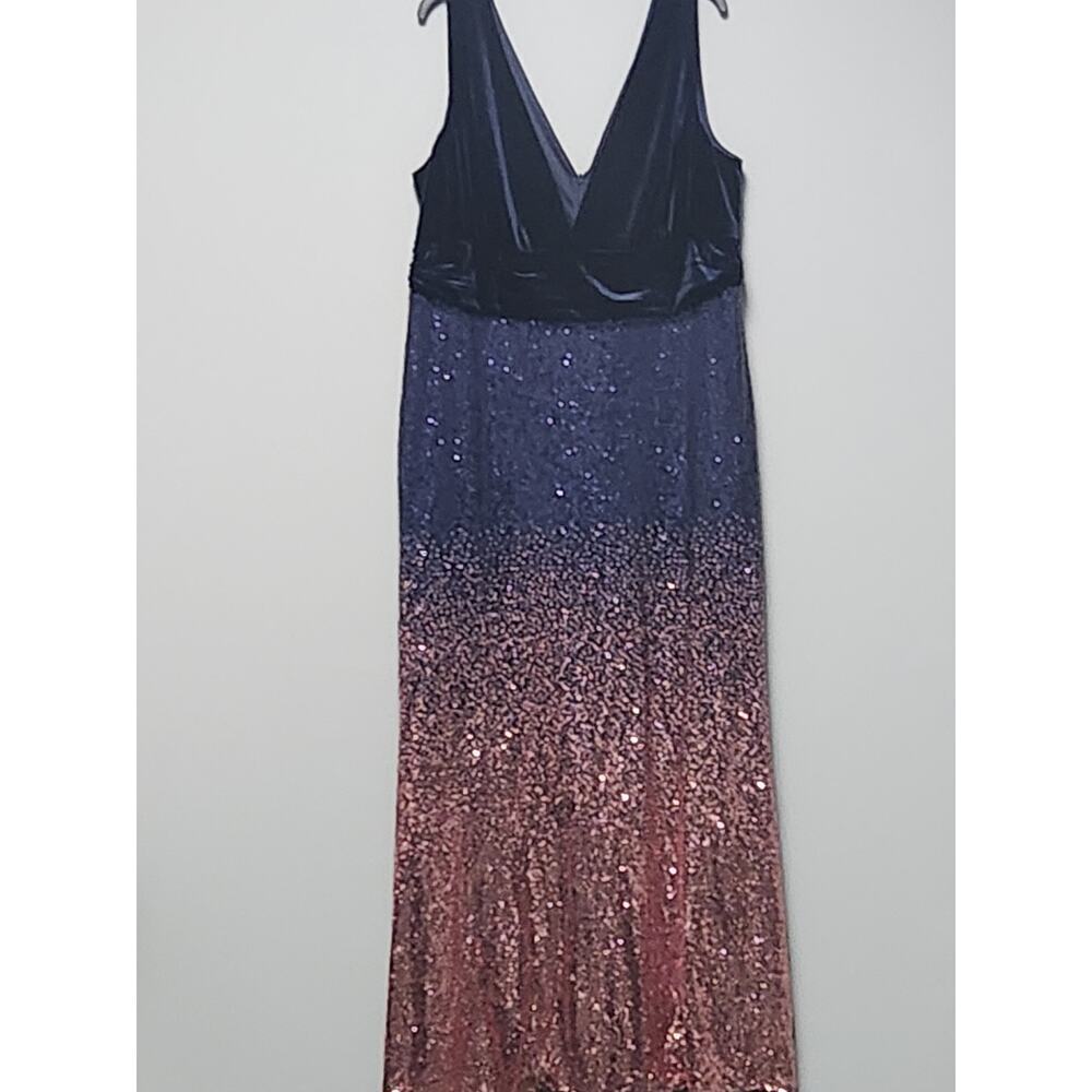 Ever Pretty Velvet Dress Women's 22 NWOT Blue Pink Ombre Sequin Stretch V Neck - Picture 3 of 11